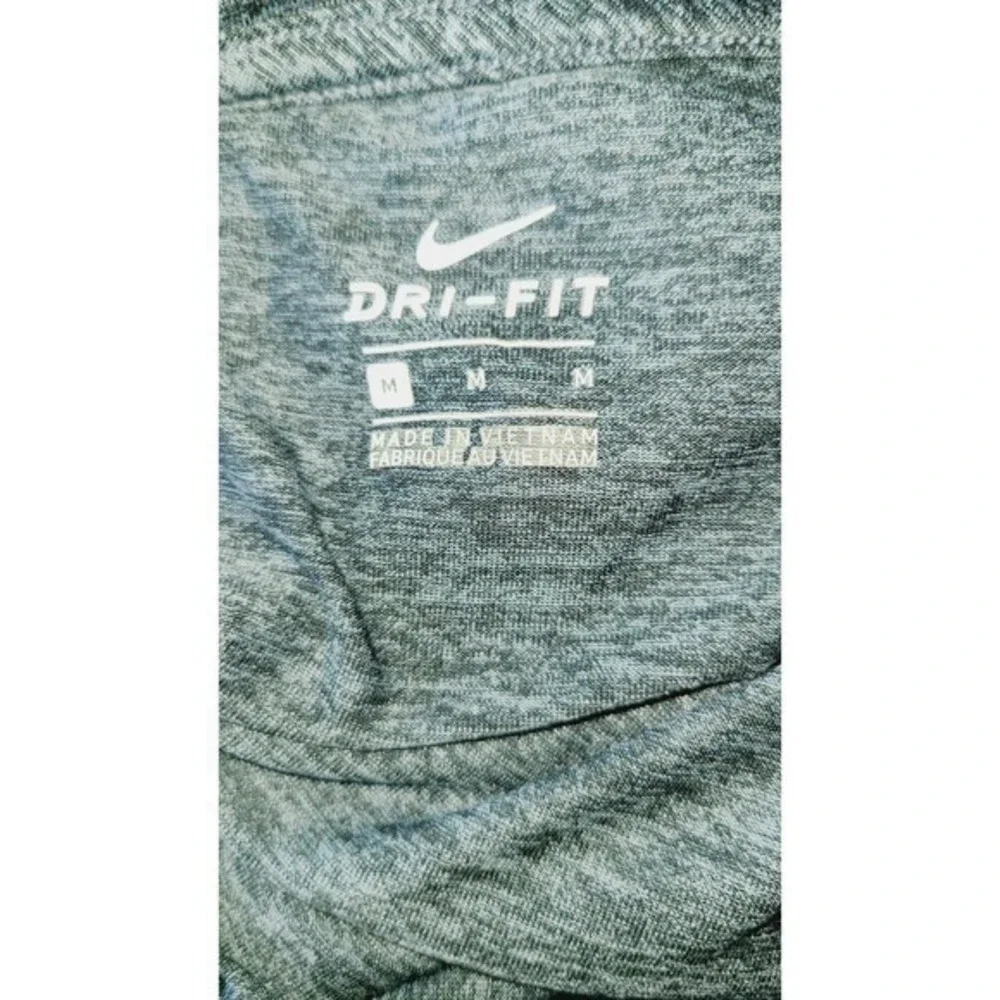 Nike Dry-Fit Athletic‎ T-Shirt Size M - RN#56323